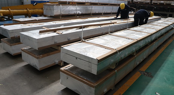 明泰鋁業(yè)-石墨化爐專(zhuān)用導(dǎo)電母線(xiàn)鋁排